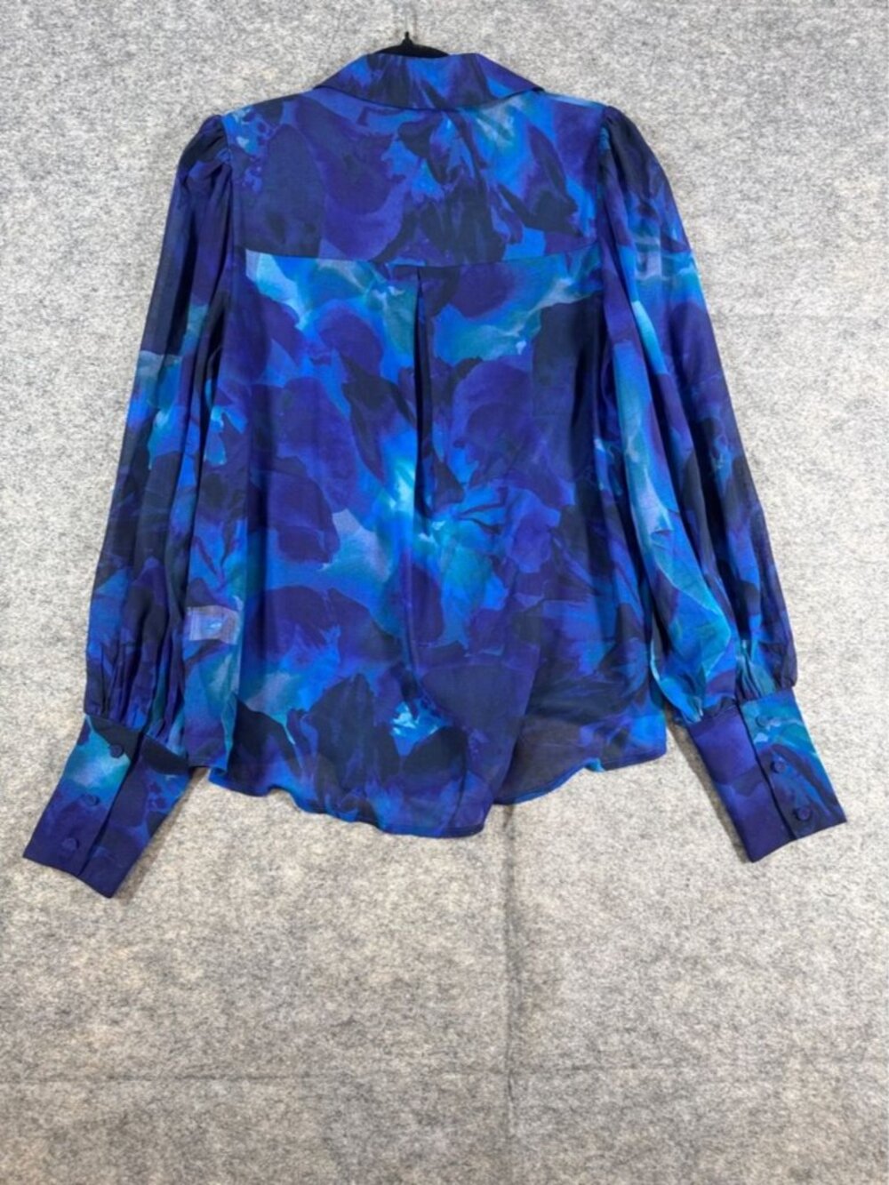 RNWY RUNAWAY Sheer Blue Abstract Print Button Up Floral Blouse Size M Career - Picture 11 of 15